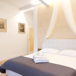 Bed & Breakfast Romito 38