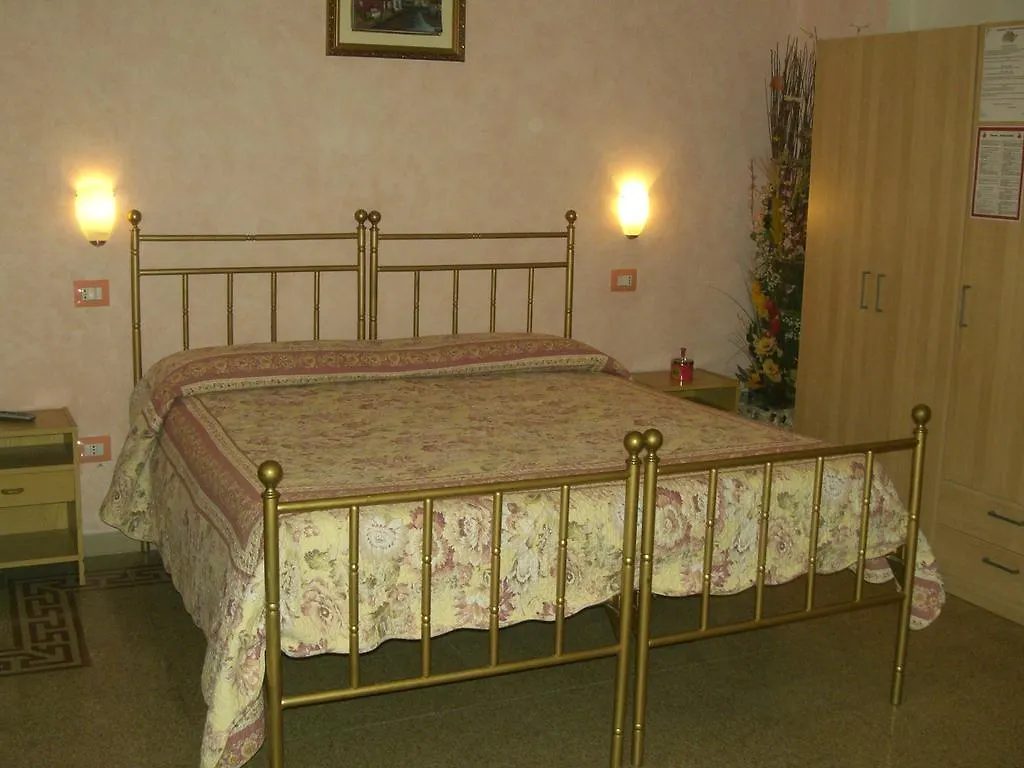 ***** Bed and breakfast Locanda I Cherubini Florencia Italia
